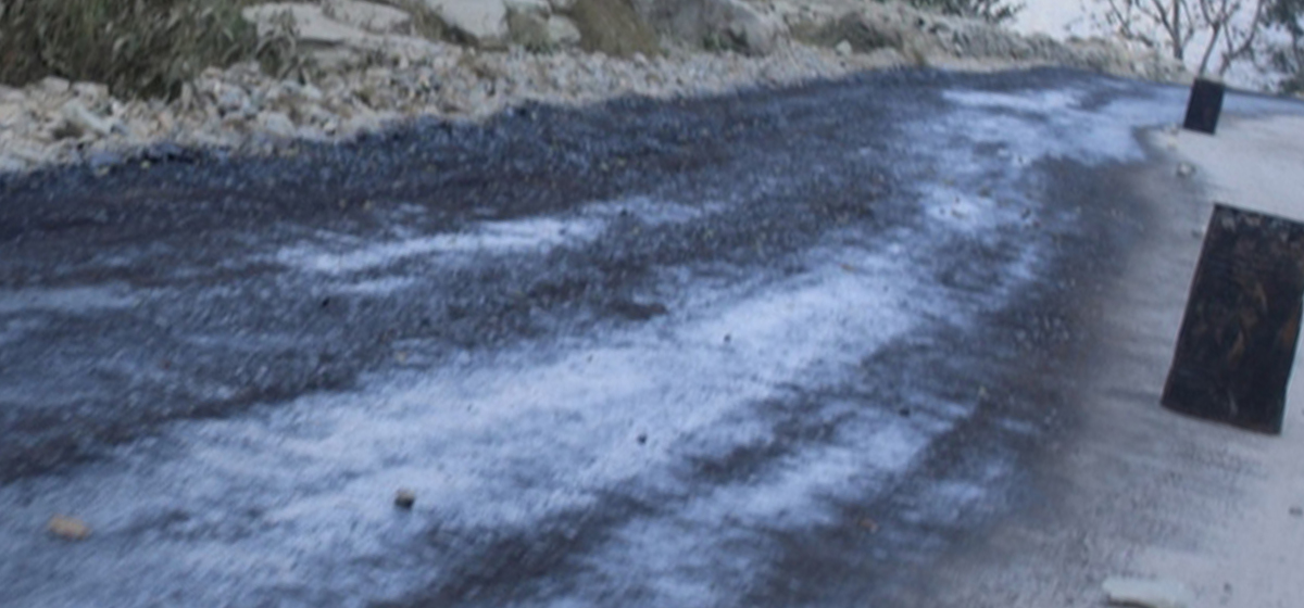 ट्रयाक खुलेको २६ वर्षपछि सडक कालोपत्रे