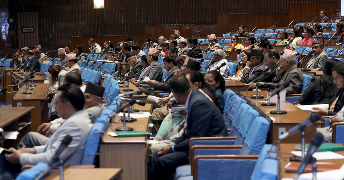 संसद बैठक अझै सुरु हुन सकेन, सभामुख र दलहरू छुट्टाछुट्टै छलफलमा