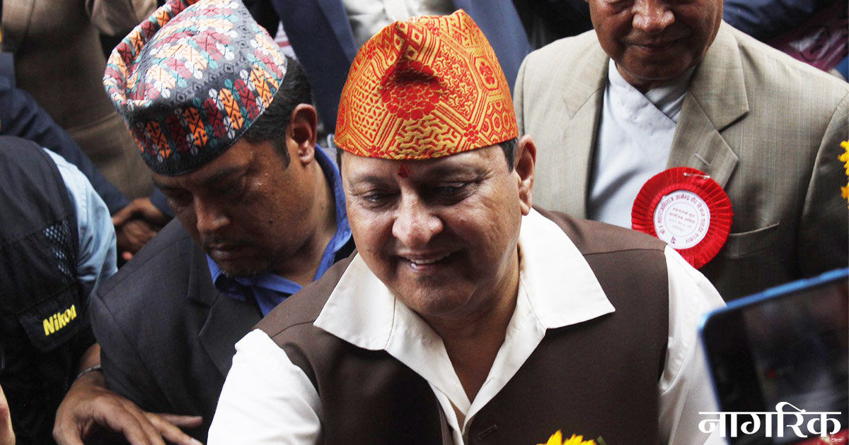 पूर्वराजा ज्ञानेन्द्र शाहले गरे पाटन दरबारको भ्रमण (तस्बिरहरु)