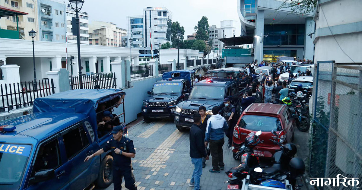 यसरी पक्राउ परे कान्तिपुर अध्यक्ष सिरोहिया (तस्बिरहरु)