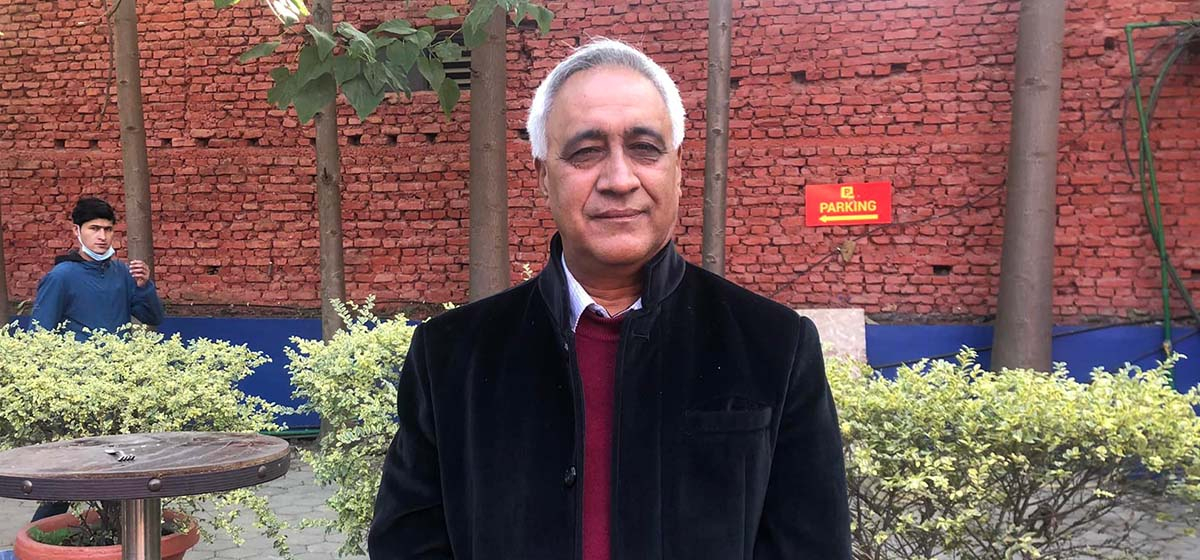 चन्द्र भण्डारी भन्छन्: जोकरको बाहुल्यता भएको देश सुधार्न जोकर नै बन्नुपर्छ