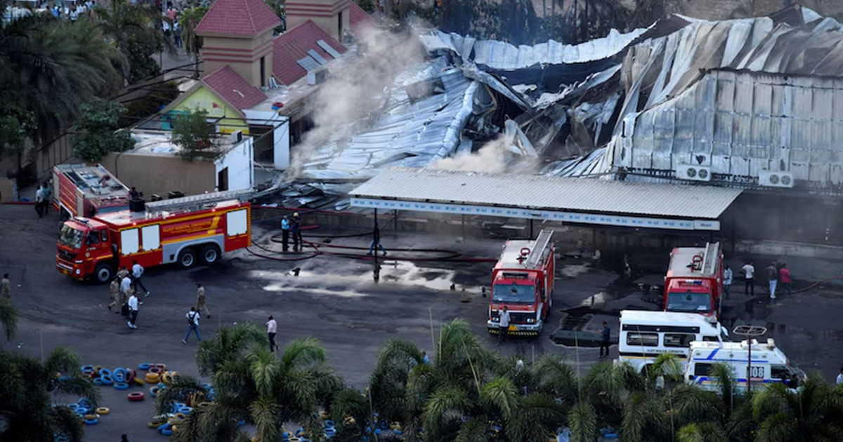 छुट्टाछुट्टै स्थानमा आगलागी हुँदा नवजात शिशुसहित ३३ जनाको मृत्यु