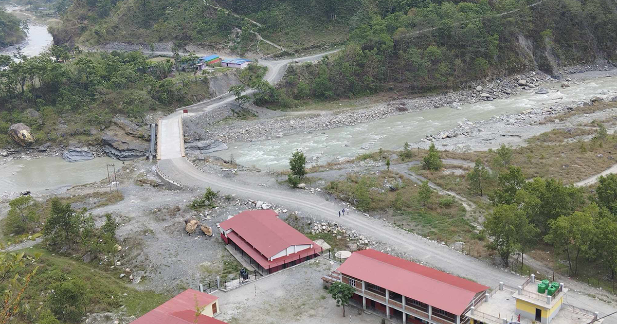 छ्यारछ्यारे पक्की पुलले जोड्यो म्याग्दीका निस्कोट र छिस्वाङ सडक सञ्जालमा