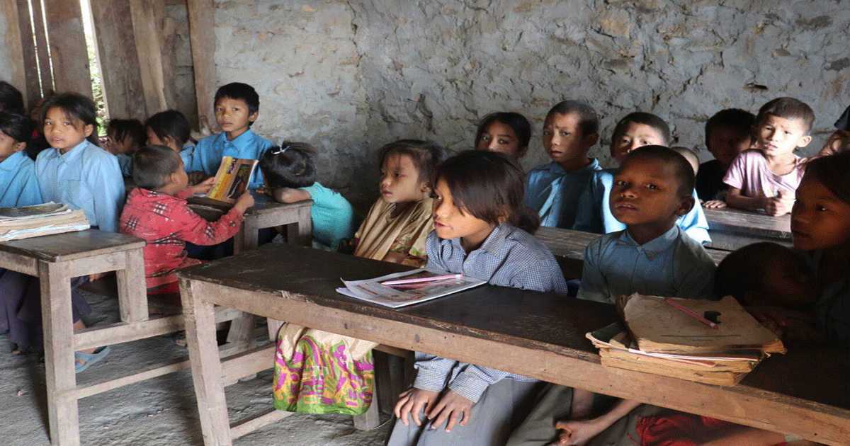 चेपाङ विद्यार्थीलाई अध्ययन खर्च