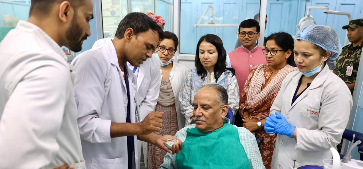 दाँतको उपचार गराउन वीर अस्पताल पुगे प्रधानमन्त्री दाहाल