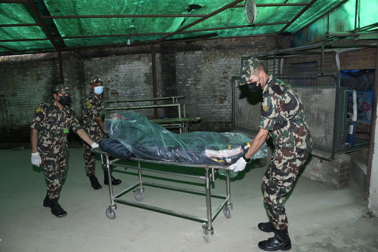 सफा हिमाल अभियान: थप दुई शव र ११ टन फोहर संकलन