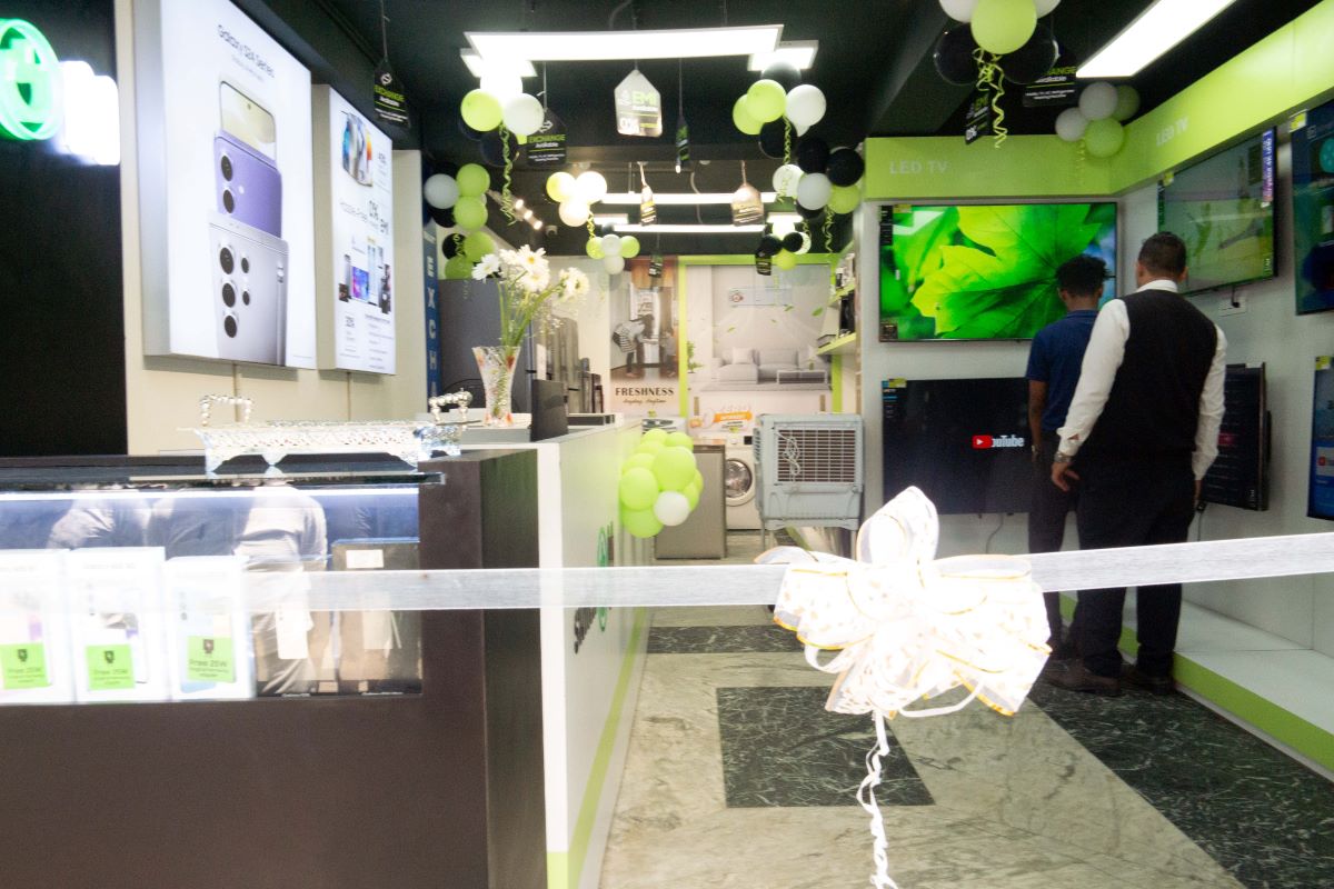 स्विच अन रिटेलले खोल्यो काठमाडौंको न्युरोडमा चौथो शोरुम