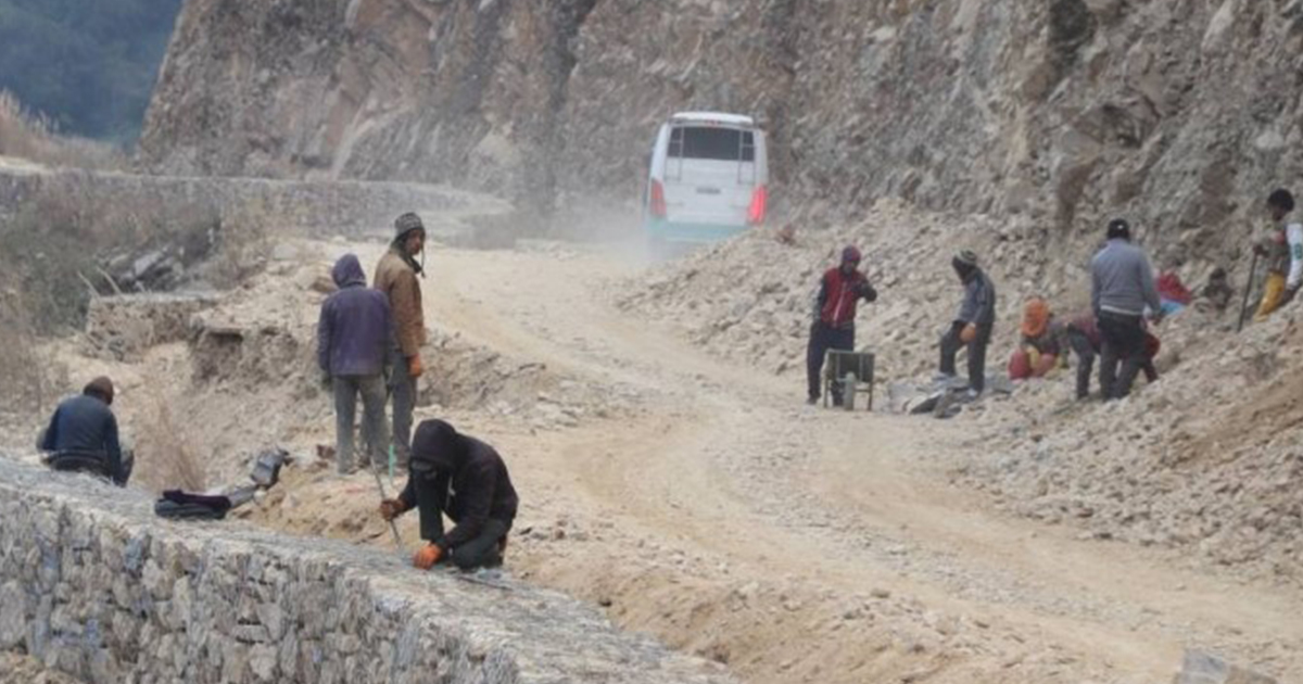 रिडी–तम्घास सडकखण्ड आजदेखि एक महिनाका लागि बन्द