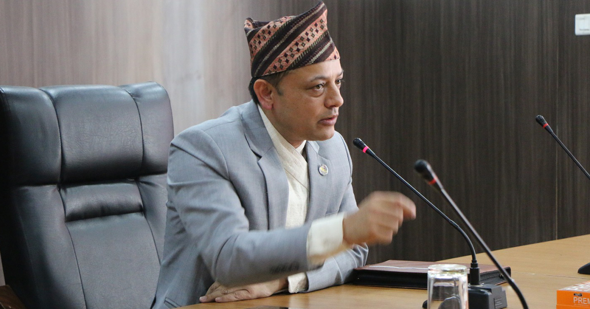 मन्त्रालयको राम्रा काम देखेर स्वार्थ समूहले अफवाह फैलाए: श्रममन्त्री अर्याल