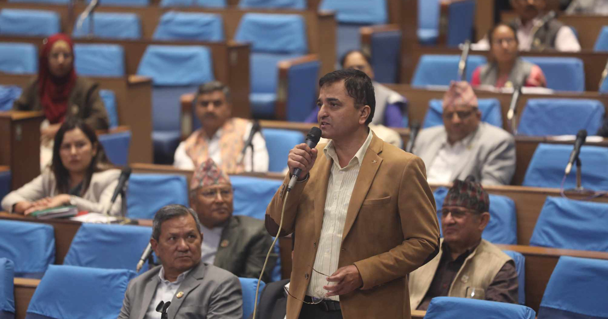 योगेशले बालेनलाई भनेः आफू काठमाडौं महानगरपालिकाको प्रमुख हुँ भन्ने नभुल्नुस्