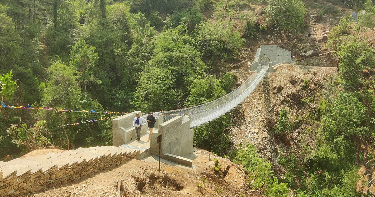 अन्नपूर्ण–धवलागिरि पदमार्गको घोप्टेखोलामा झोलुङ्गे पुल