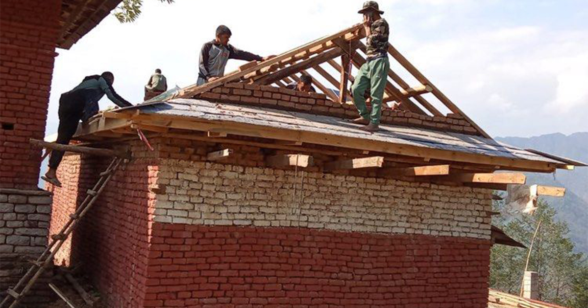 गलकोटको कोतघर जीर्णोद्धार गर्दै सेना