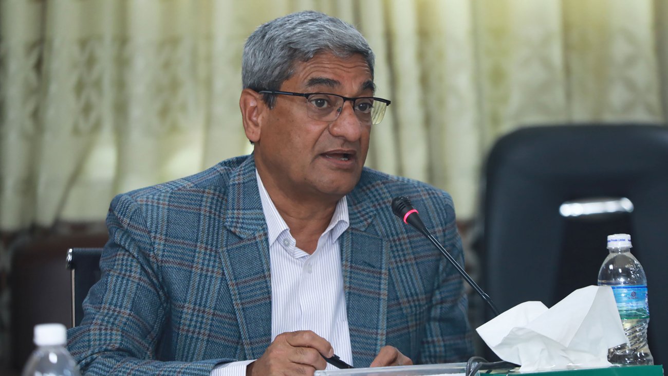 आर्थिक लोभमा नपरी सेवा प्रवाह गर्न गृहमन्त्रीको निर्देशन