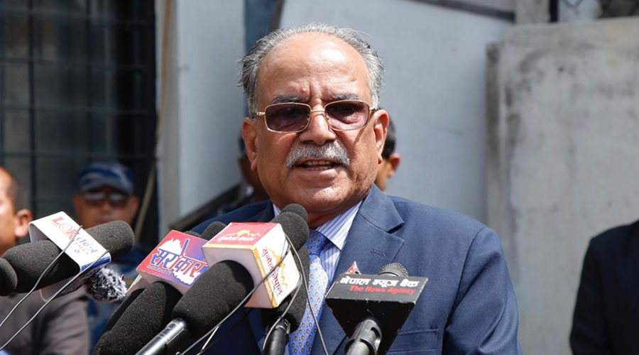 माधव नेपाल र विप्लवसँग एकताको छलफल हुँदैछ : प्रचण्ड