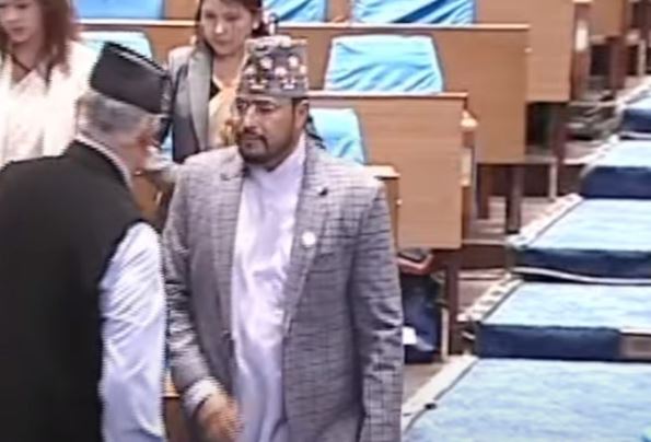 राप्रपासँगै रास्वपाले पनि गर्‍यो सदन बहिस्कार