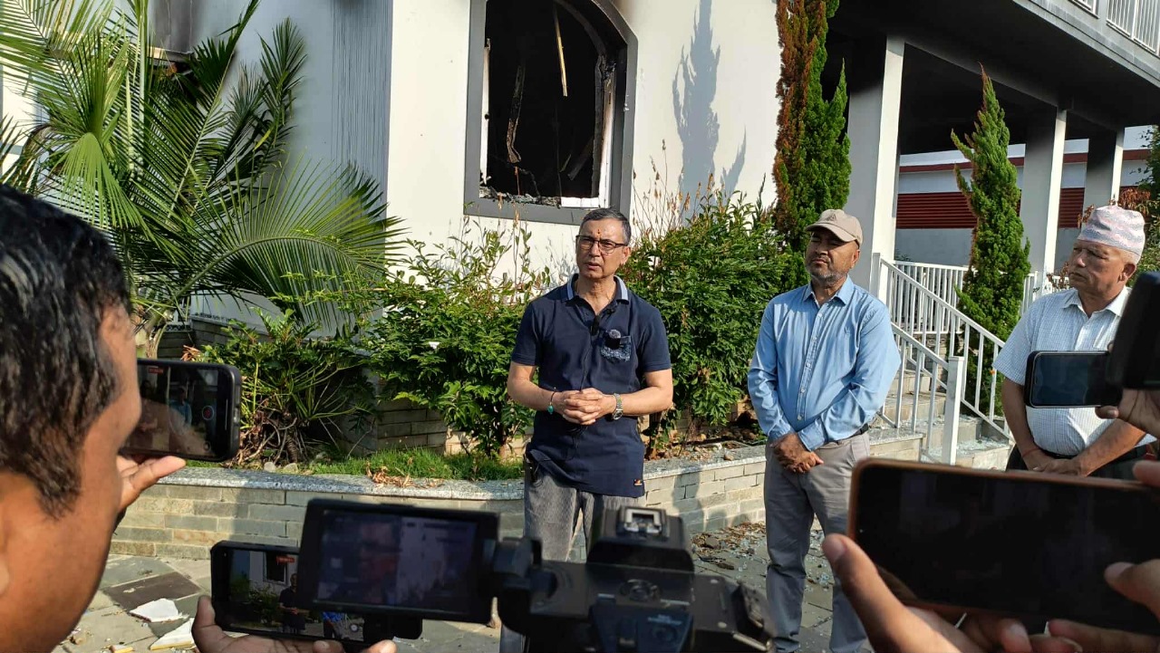 ‘४१ बर्षको कमाइ खरानी बनाइदिए’