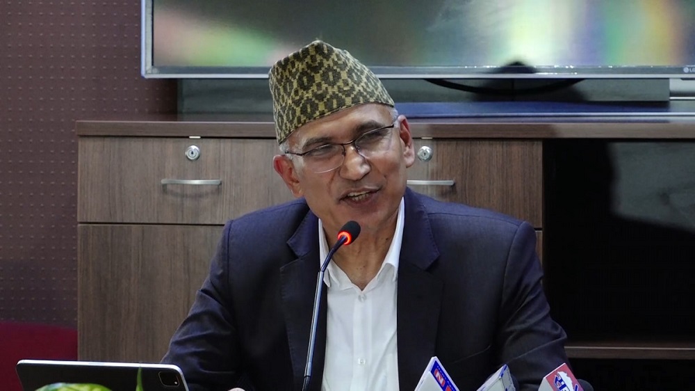 सञ्चार क्षेत्रले सरकारका कमजोरी औँल्याउने र राम्रा काम जनतासम्म पुर्‍याउनुपर्छ : अर्थमन्त्री पौडेल