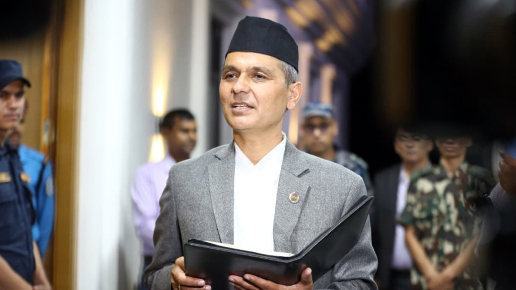 राजीनामाको दबाबपछि ‌गृहमन्त्रीस् : ‘शुद्ध चित्तले कर्म गरिरहनेबाहेक अरु विकल्प हुँदैन’